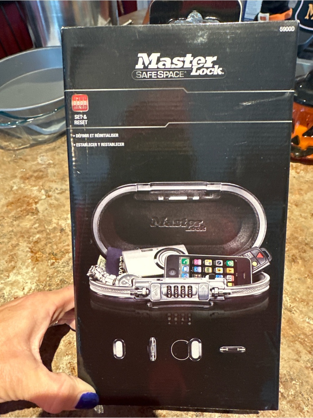 Master Lock SafeSpace Portable Combination Safe - Picture 2 of 5